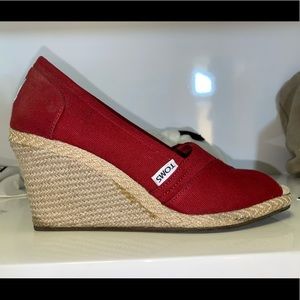 Red Toms Open Toe Wedge